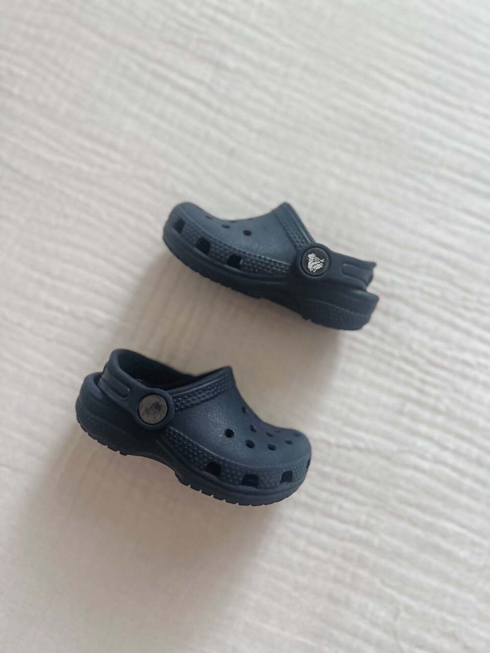 Toddler crocs